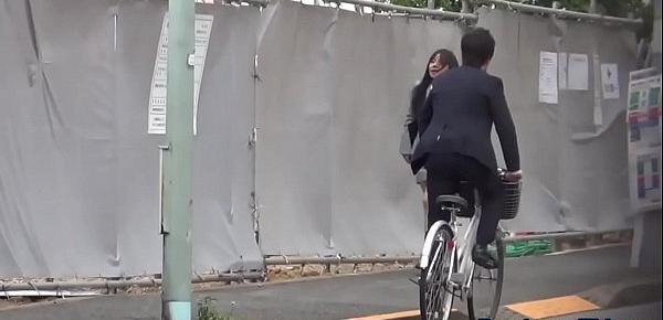  Japanese whore pissing outdoors